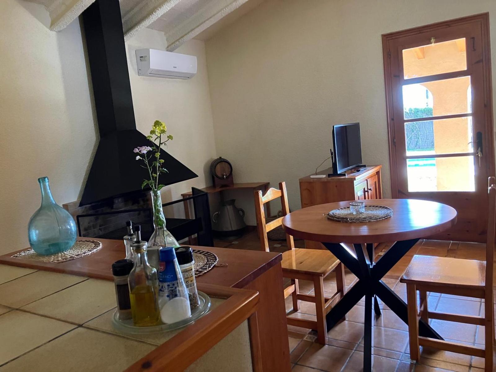 Apartment With Private Pool And Garden San Martin Sarroca Экстерьер фото